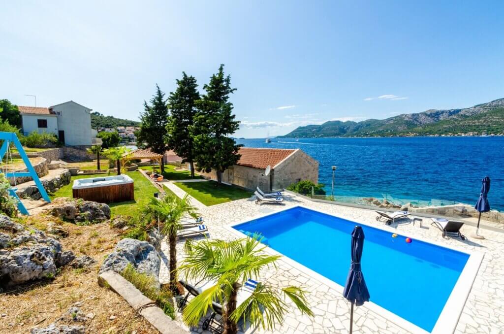 Korcula bay lux 2
